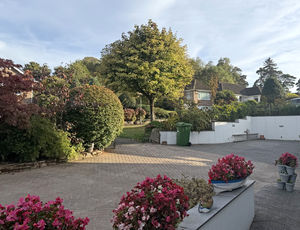 Photo 27- click for photo gallery